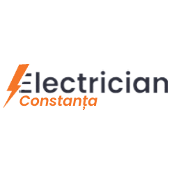 Logo cu cuvântul "Electrician" în negru și "Constanța" în portocaliu, cu un design de fulger încorporat înainte de "E".